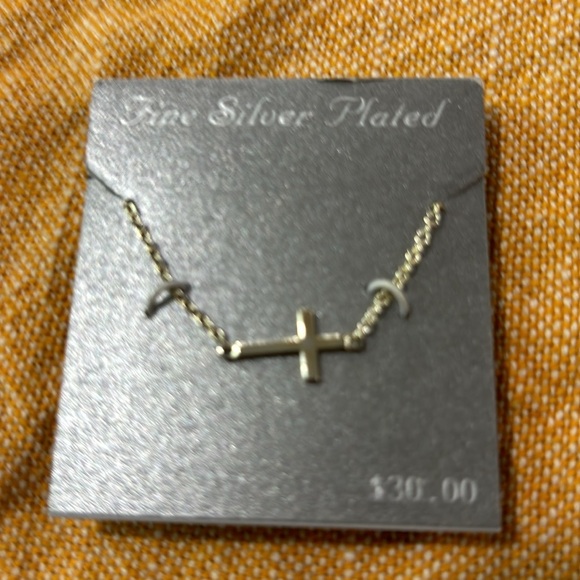 Brand new fine silver plated cross - Picture 3 of 3